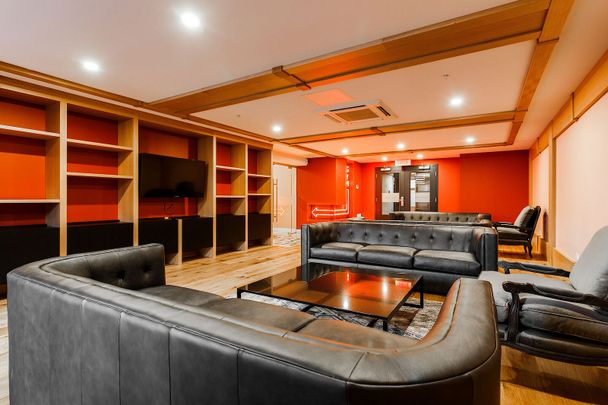 Loxley Quartier des Spectacles - Modern Rentals in the Heart of Downtown Montreal - Photo 1