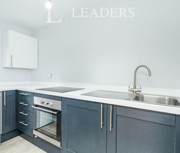 1 bedroom maisonette to rent Townsend Cottages, Townsend Lane, Woki... - Photo 6