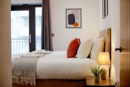 2 Bed Penthouse, Somerset Street, BN2 - Photo 5