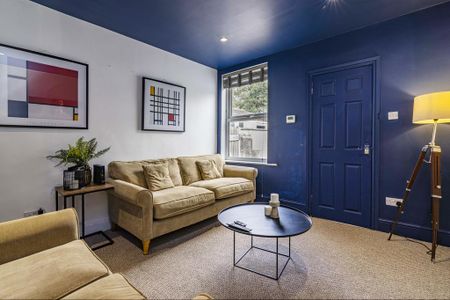 4 bedroom terraced house to rent - Photo 4