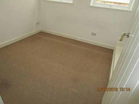 High Street, Southend On Sea, SS1 - Photo 2