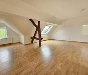 Wohntraum im Dachgeschoss mit Dachterrasse und sehr schönem Bad - Photo 4