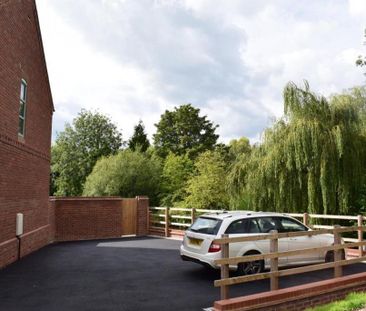 2 bedroom detached house to rent - Photo 4