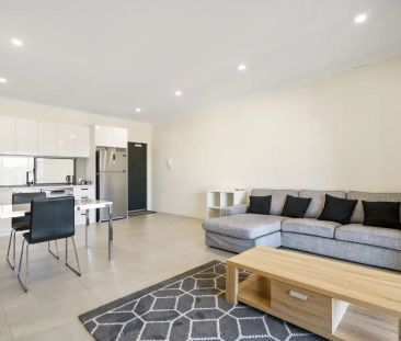 “Quality Furnished Unit in Sought After Melville Location!!” - Photo 5