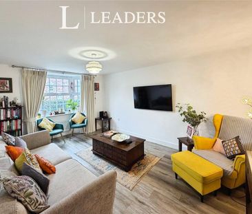 4 bedroom detached house to rent - Photo 1