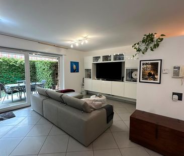 Posizione privilegiata con terrazza e ampio giardino - Foto 1