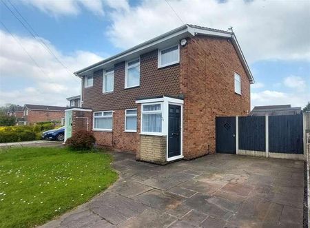 Crook Lane, Winsford, CW7 - Photo 3