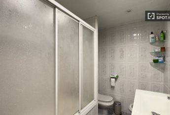 barcelona, Catalonia 08042