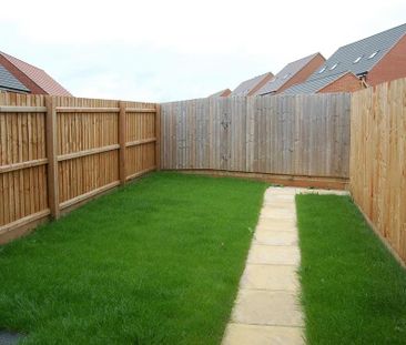 2 bedroom terraced house to rent - Photo 5