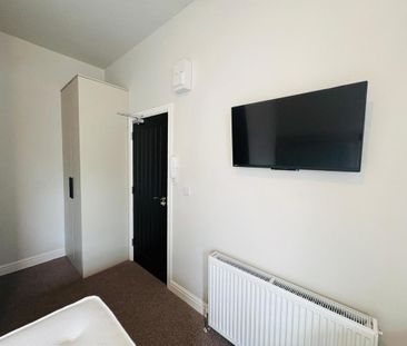 1 bedroom house of multiple occupation to rent - Photo 3