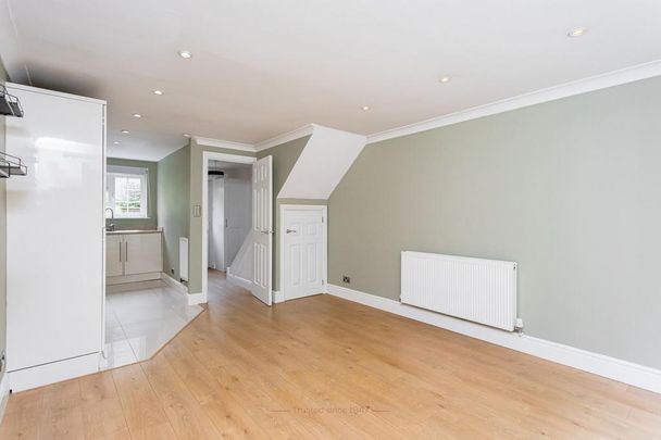 2 bedroom terraced house to rent - Photo 1