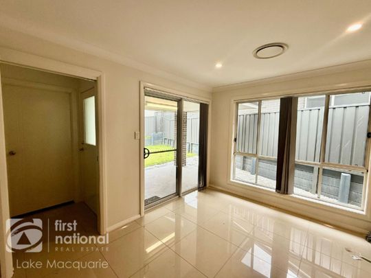 Modern, Neat & Tidy Family Home - Photo 1