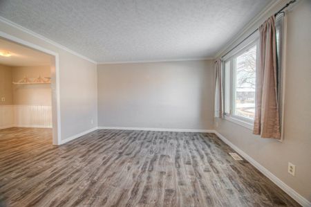 For Lease - 808 Walter Street Unit# B, Cambridge, Ontario - Photo 2