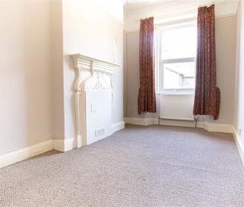 Flat 2, 13, - Photo 2