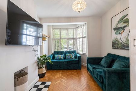 3 Bed Terraced House, Havelock Road, SW19 - Photo 5