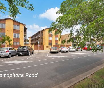 Perfect Position to Enjoy Semaphore's Beachside Location - Photo 4