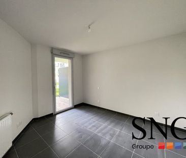 T2 AVEC JARDIN, TERRASSE ET PARKING - Photo 5