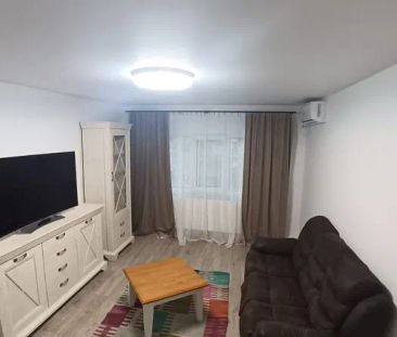 Apartament 2 camere decomandat , 54 mp , Constanta, zona Dezrobirii. - Fotografie 3