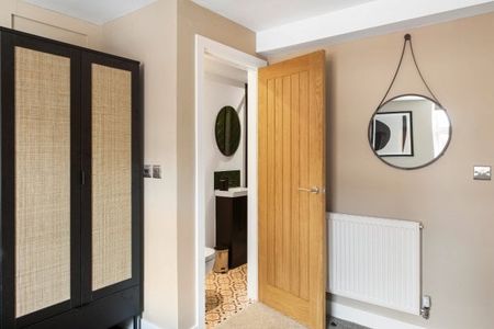 Room 3, Bennett Street NG10 4RA, Property for rent - Photo 4