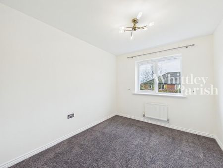 3 bedroom semi-detached house to rent - Photo 4