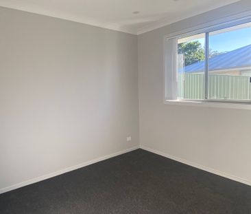 77 A Golden Wattle Dr Ulladulla $675 p/w RIGHT SIDE OF DUPLEX STILL... - Photo 6