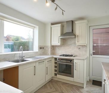 3 bedroom detached house to rent - Photo 3