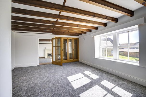 4 bedroom detached house to rent - Photo 1
