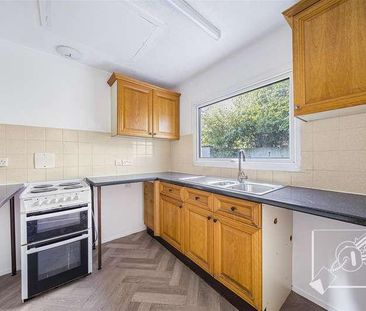 Knights Croft, New Ash Green, Longfield, DA3 - Photo 4