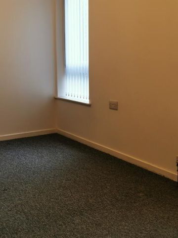 Unit 1, 281 Conway Street, Belfast, BT13 1QT - Photo 2
