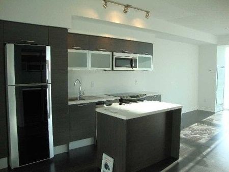 For Lease - 386 Yonge Street Unit# 1020, Toronto, Ontario - Photo 4