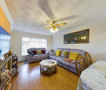 2 bedroom maisonette to rent - Photo 2