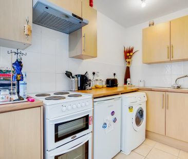 Chamberlayne Road, London, NW10 - Photo 3