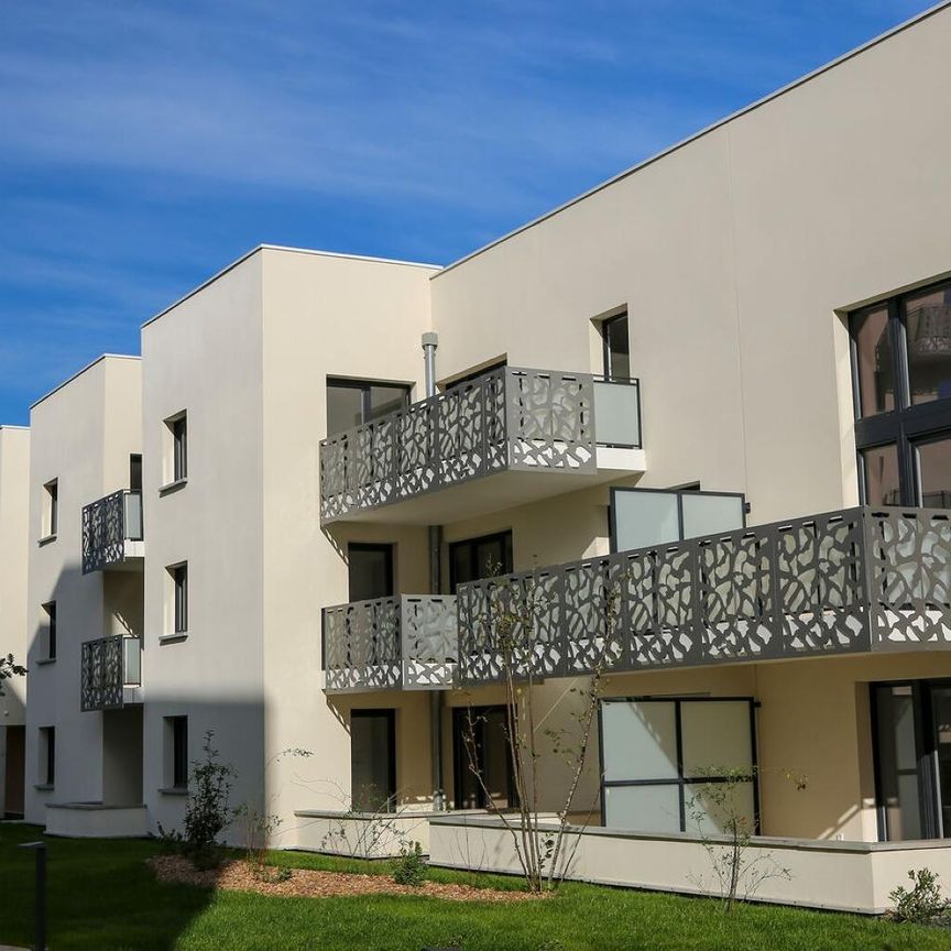 location Appartement T2 DE 42.55m² À BLAGNAC - Photo 1