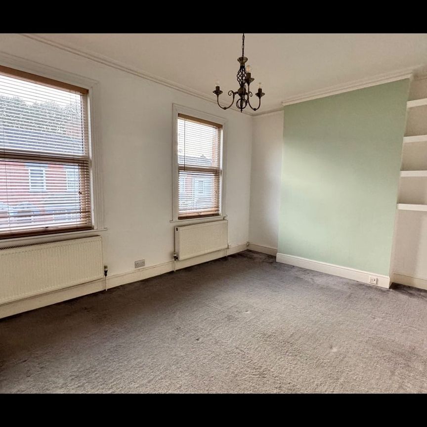 1 Bed Flat, Holberton Gardens, NW10 - Photo 1