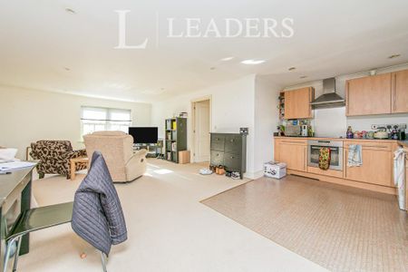 2 bedroom flat to rent - Photo 2