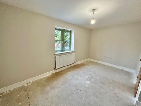 2 bedroom terraced house to rent - Photo 2