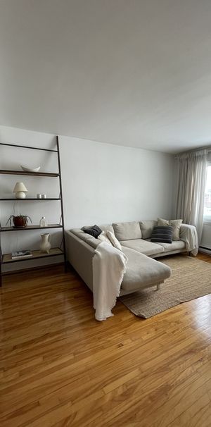 Grand 4 ½ à Louer Face Au Parc Bellerive - Photo 1