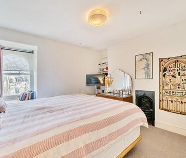 3 bedroom flat to rent - Photo 5