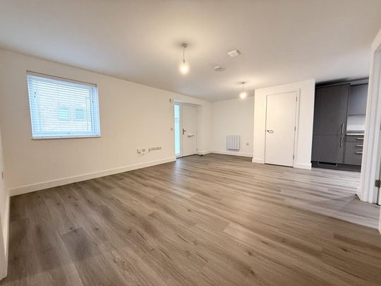 2 bedroom apartment to rent - Photo 1