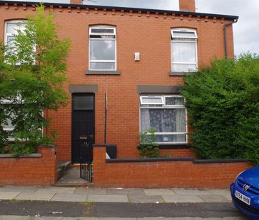 Gordon Avenue, Bolton - Photo 1