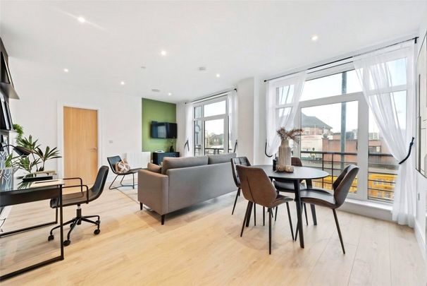 Pyrcroft Road, Chertsey, Surrey, KT16 9RL - Photo 1