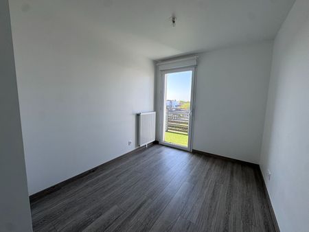 Location Appartement 3 pièces 57m² - Photo 3