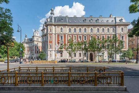 Kiadó újszerű állapotú lakás - Budapest VI. kerület - Photo 3