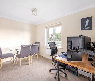 Carrara Wharf, Ranelagh Gardens, London, SW6 flat to rent - Photo 1