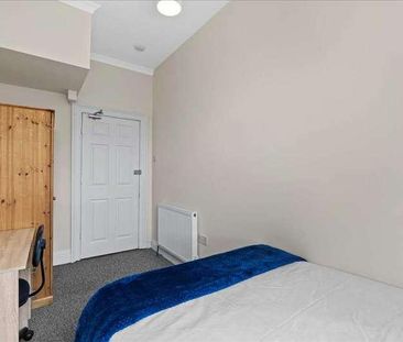 Hamilton Gardens, Plymouth, PL4 - Photo 4