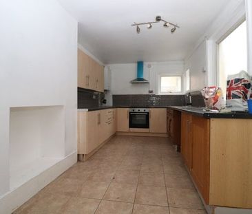 St. Andrews Road, Clacton-on-Sea, CO15, Property for rent - Photo 1