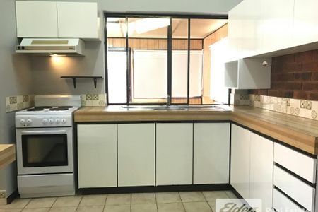 LOVELY 3X1 HOME - Photo 2