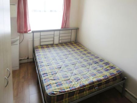 6 bedroom terraced house to rent - Photo 5