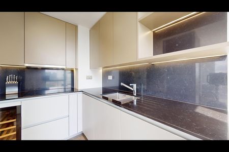 1 Bed Flat, Carrara Tower, EC1V - Photo 3