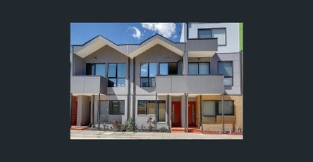 Sleek Townhouse Living in a Vibrant Precinct - Photo 3